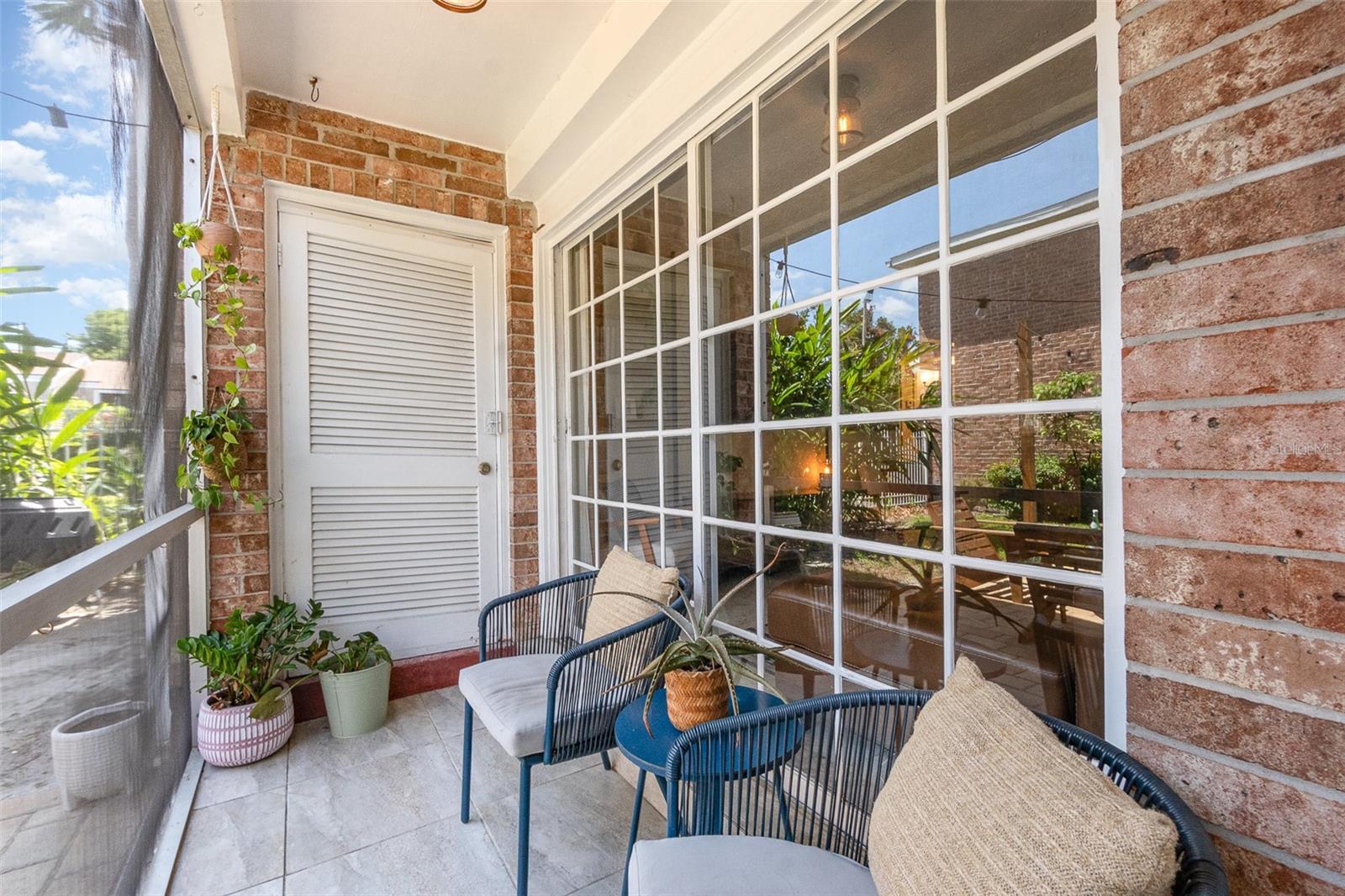 Image 19 of 39 For 4332 Lake Underhill Rd  12d10