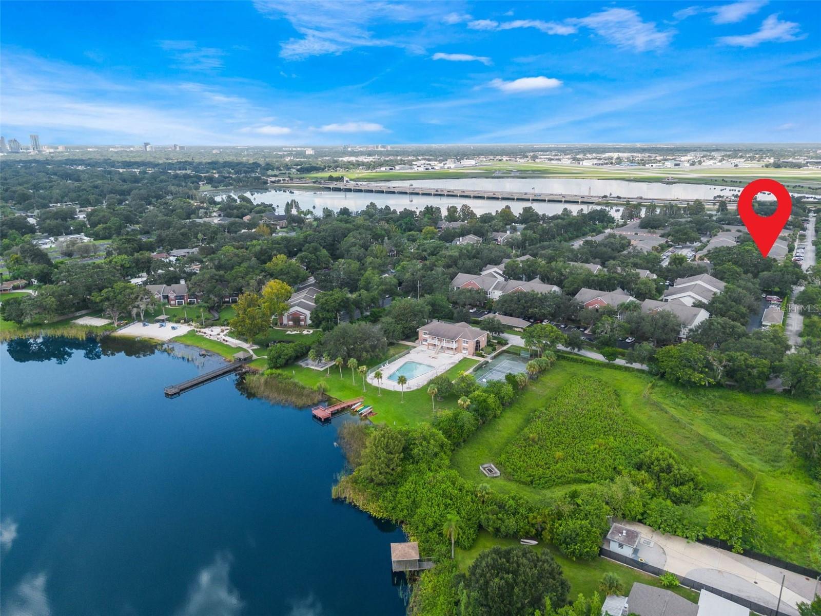 Image 22 of 39 For 4332 Lake Underhill Rd  12d10