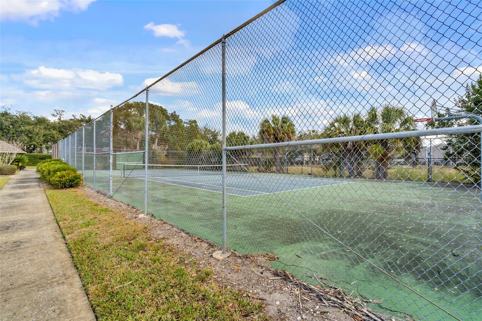 Image 36 of 39 For 4332 Lake Underhill Rd  12d10