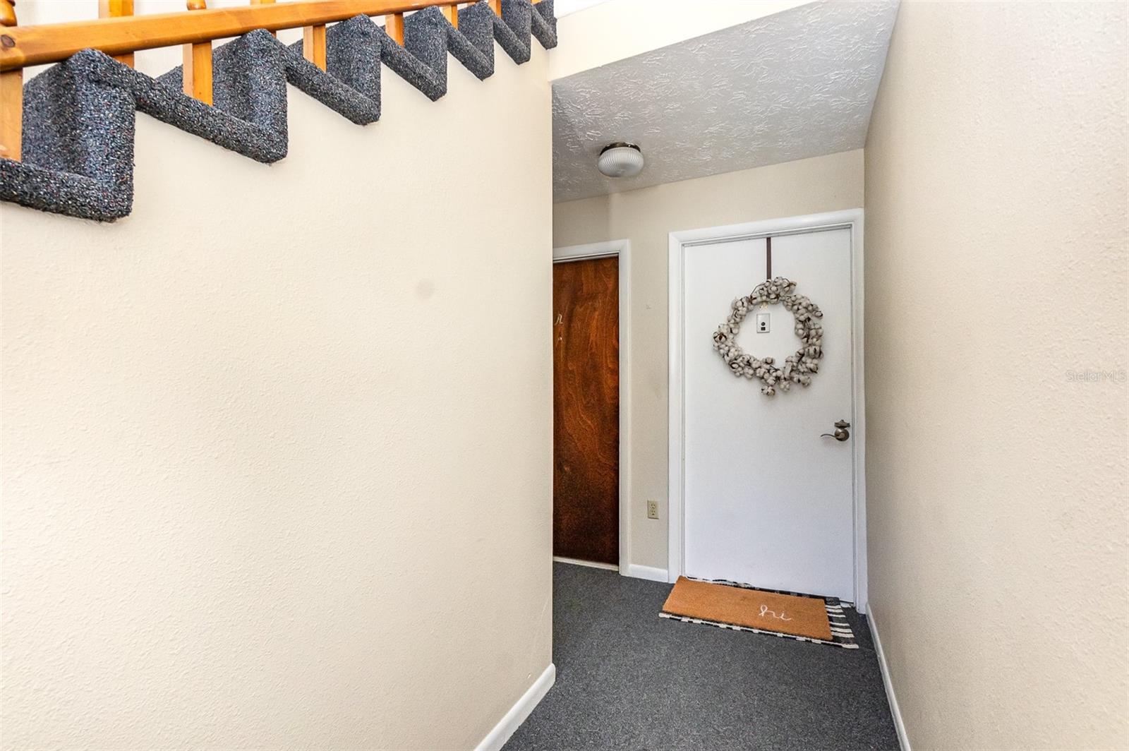 Image 6 of 39 For 4332 Lake Underhill Rd  12d10