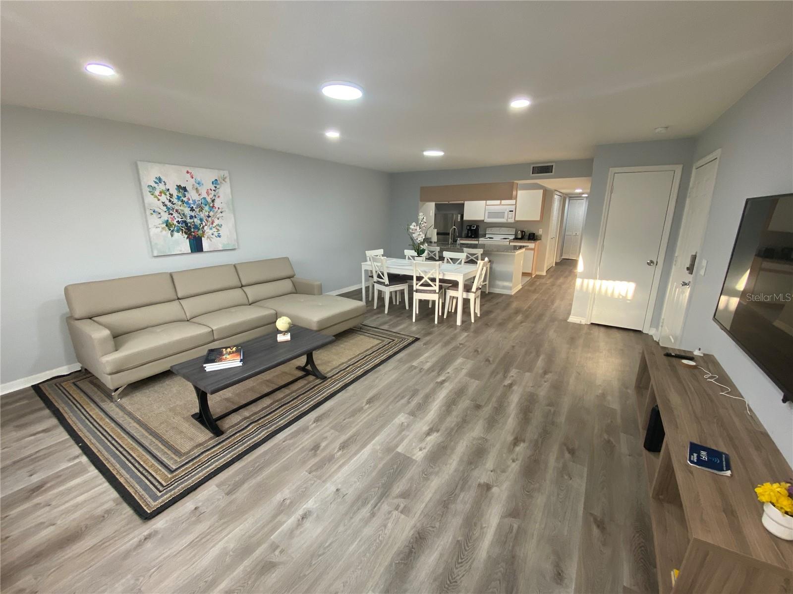 Image 4 of 22 For 3147 Britannia Boulevard A