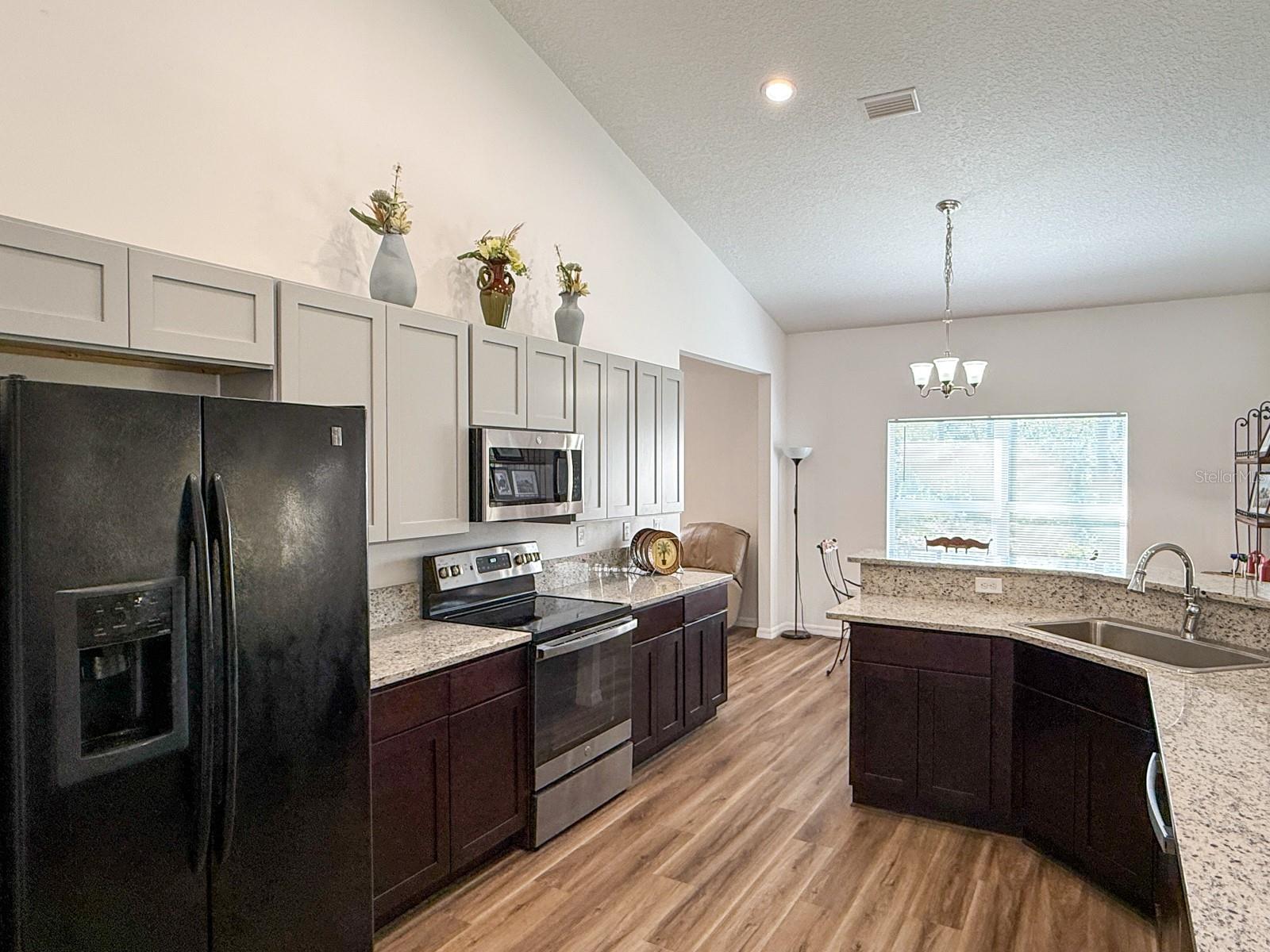 Image 10 of 50 For 6730 Orlando Drive