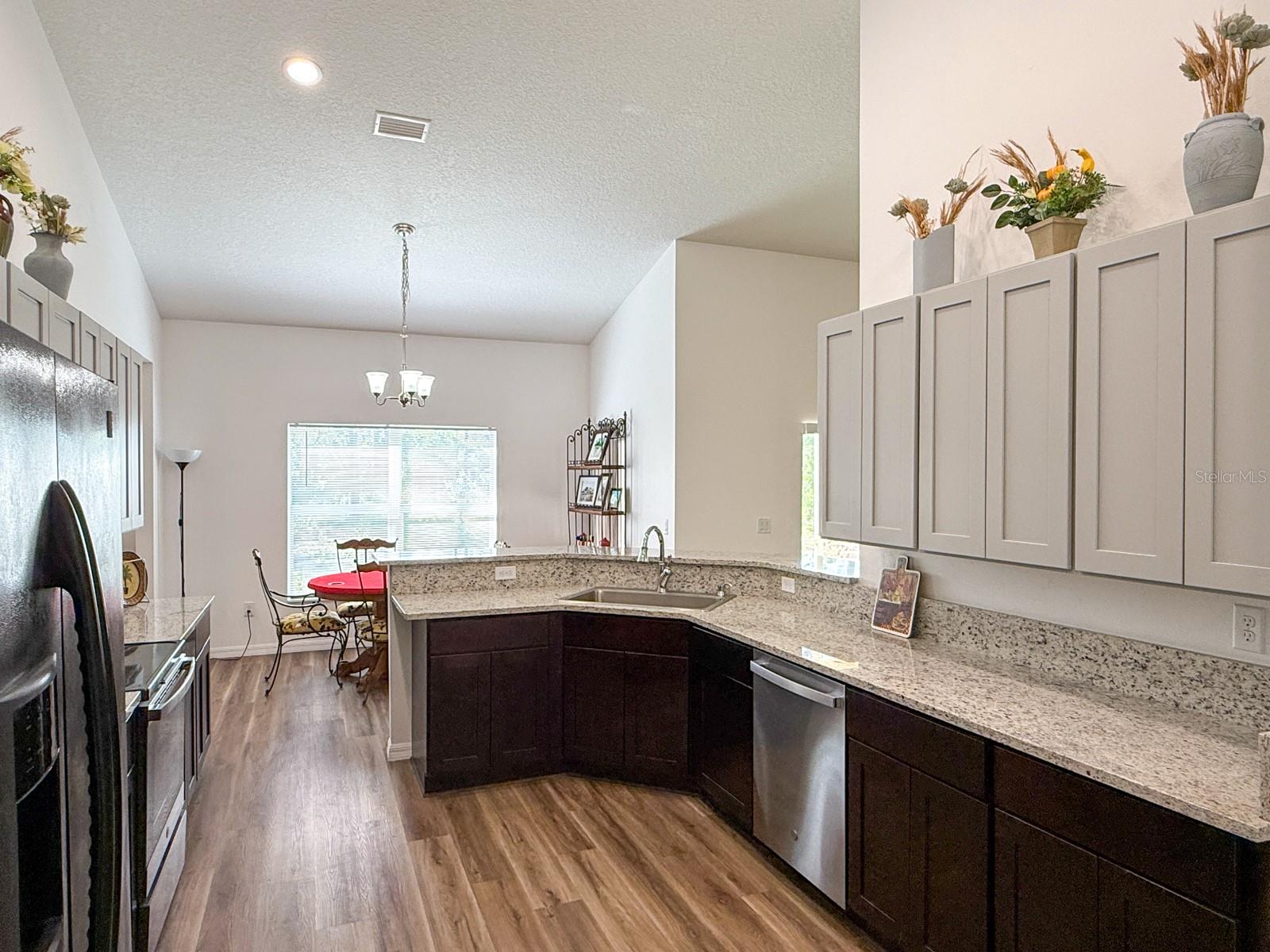 Image 13 of 50 For 6730 Orlando Drive