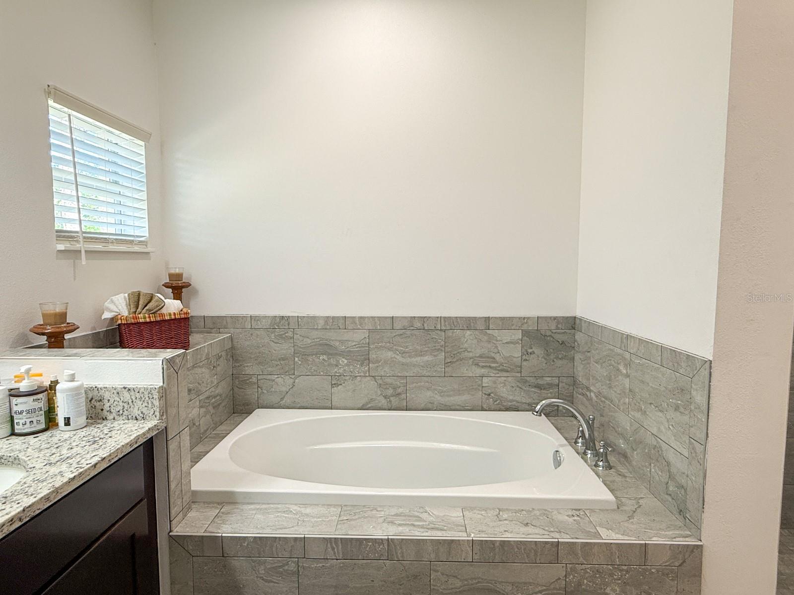 Image 19 of 50 For 6730 Orlando Drive