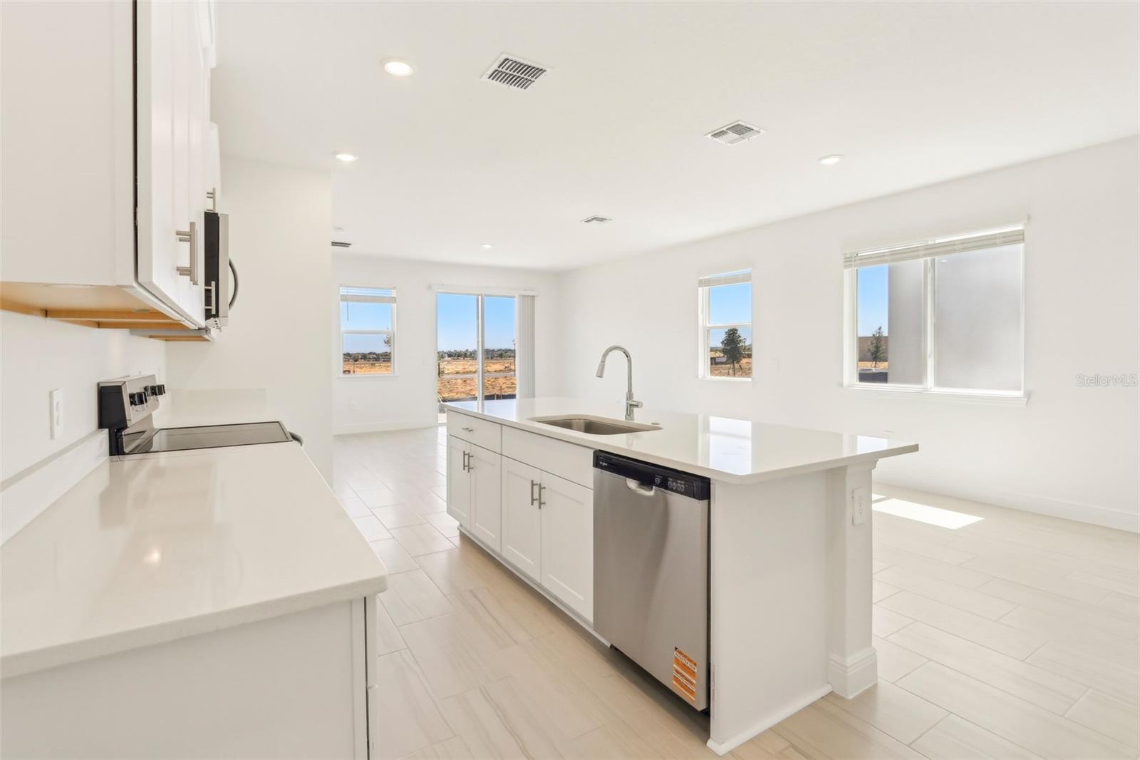 Image 11 of 34 For 1812 Archer Drive