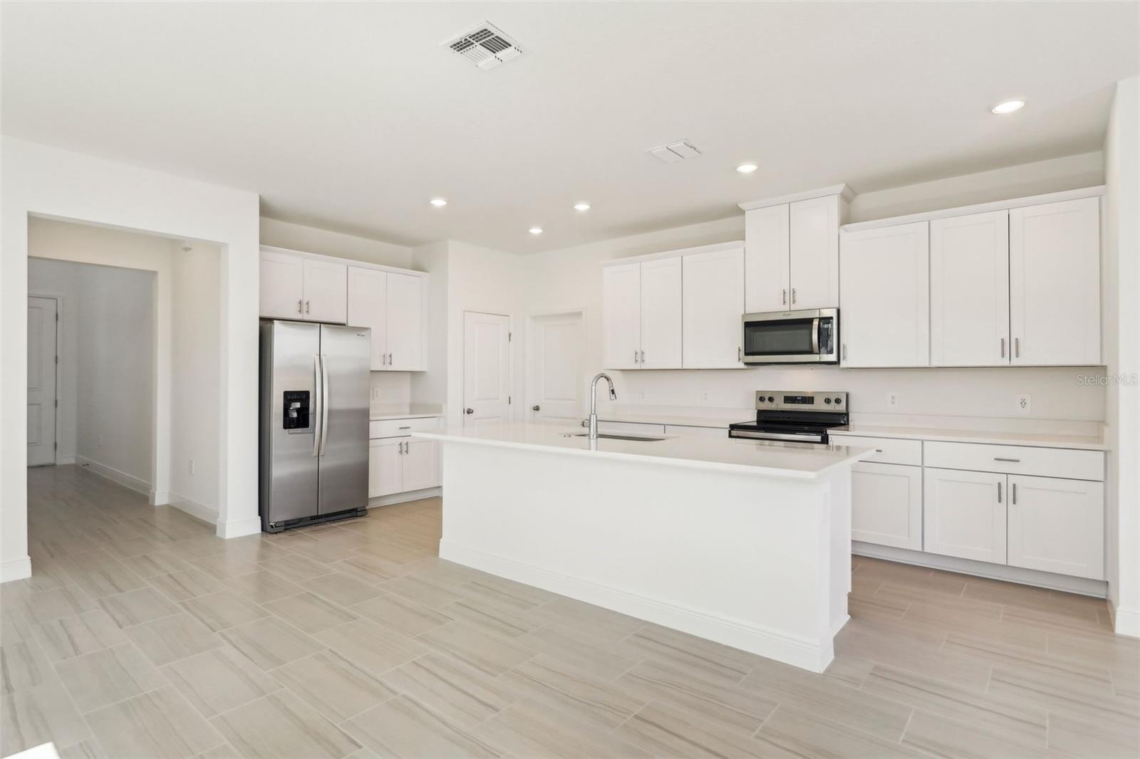 Image 13 of 34 For 1812 Archer Drive