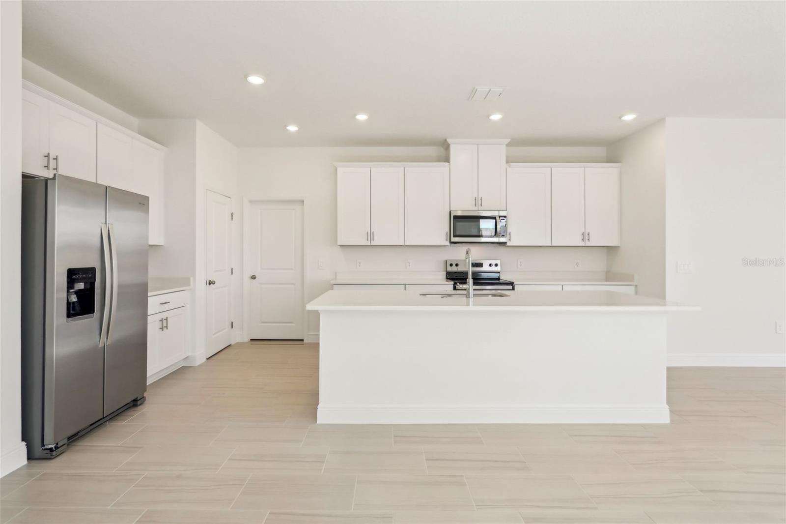 Image 15 of 34 For 1812 Archer Drive