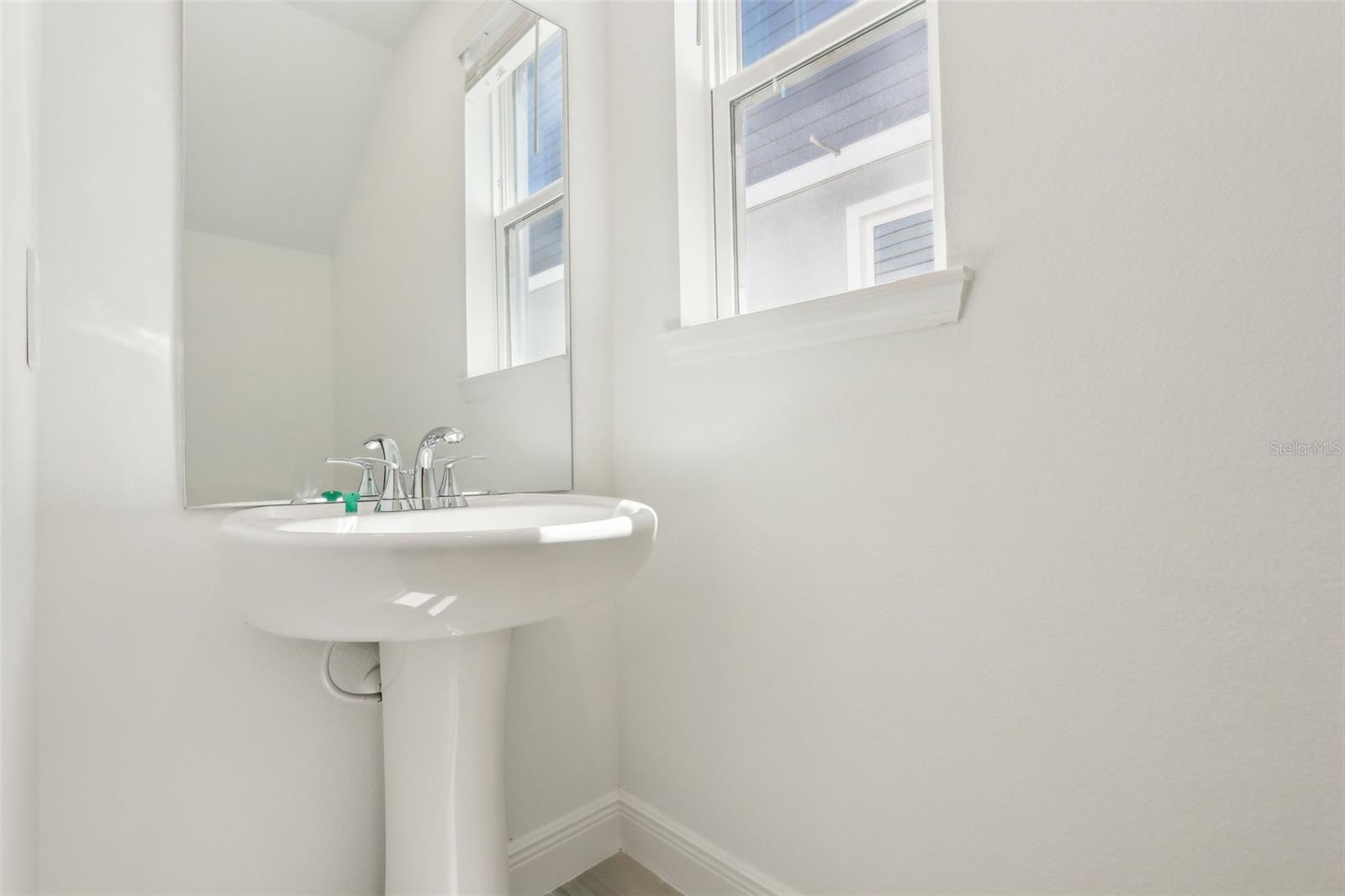 Image 17 of 34 For 1812 Archer Drive