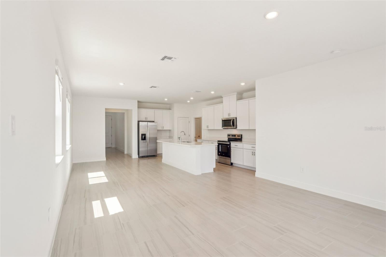 Image 8 of 34 For 1812 Archer Drive