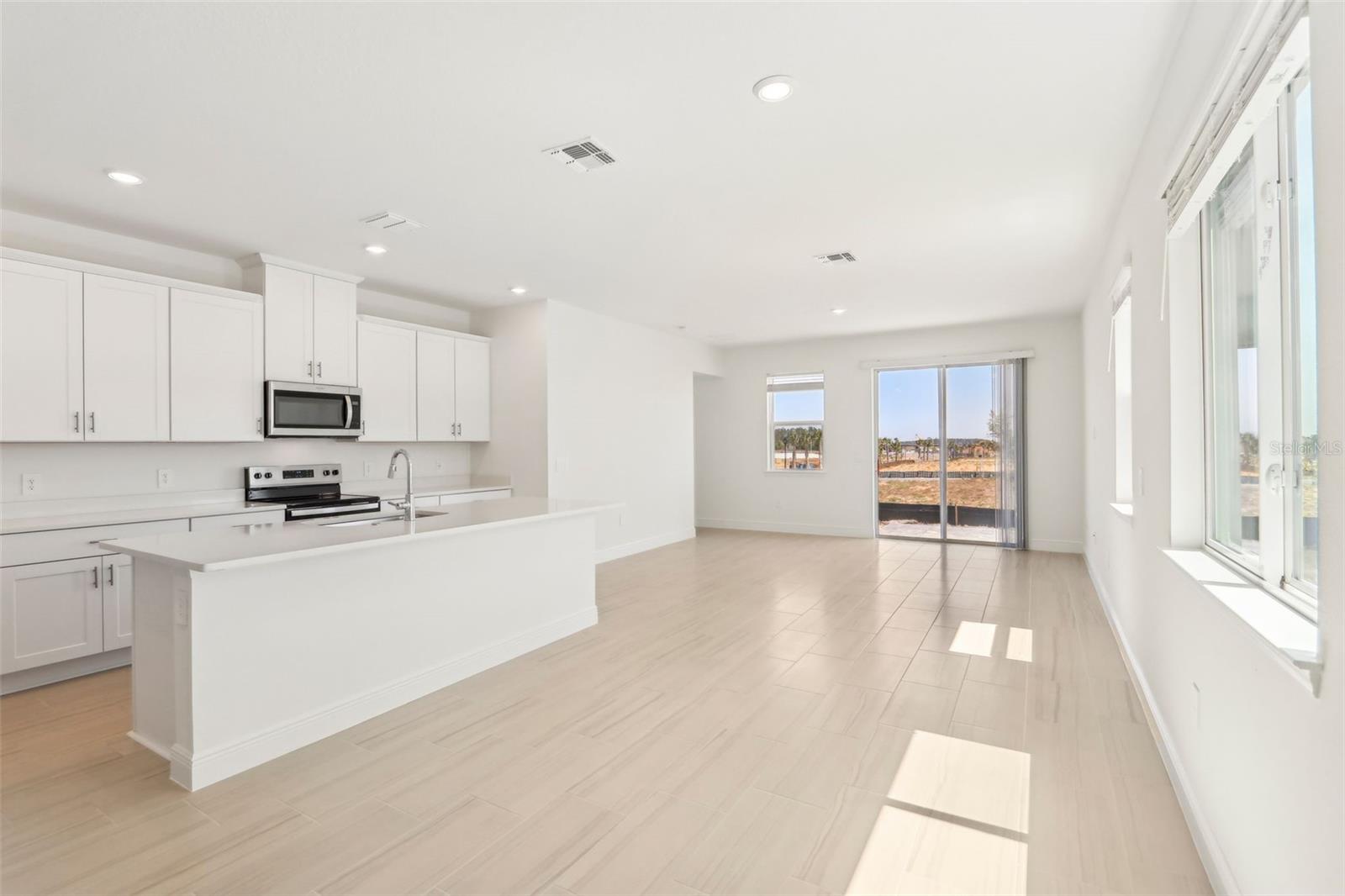 Image 9 of 34 For 1812 Archer Drive