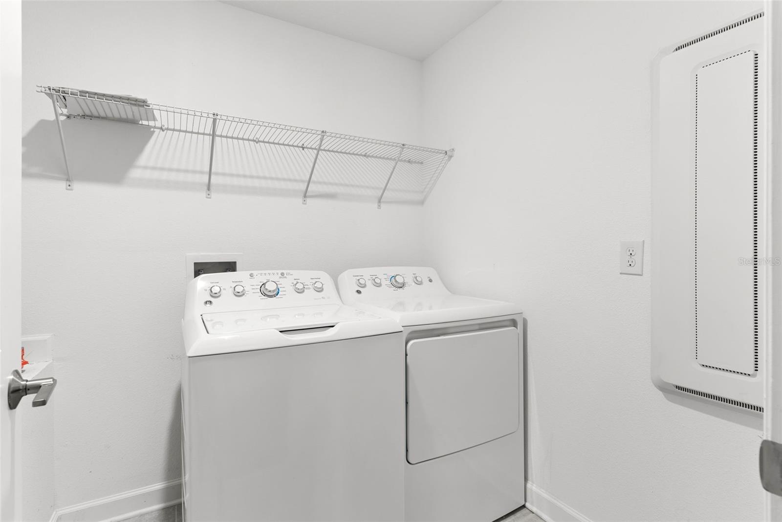 Image 27 of 36 For 740 Simone Court
