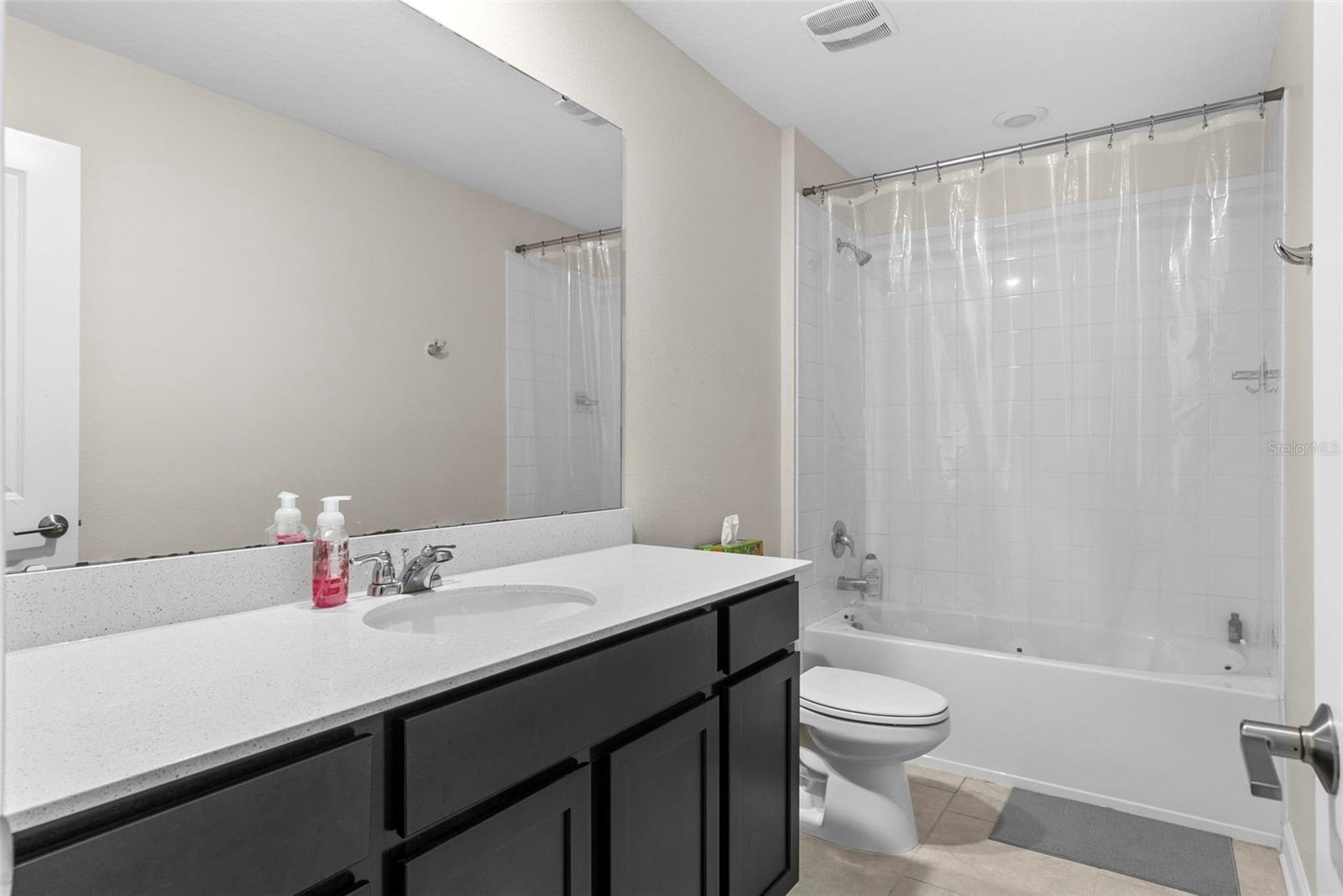 Image 30 of 36 For 740 Simone Court