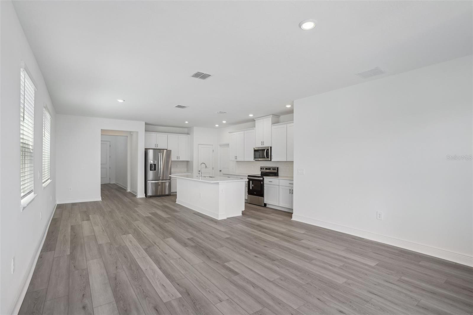 Image 10 of 38 For 1801 Archer Drive