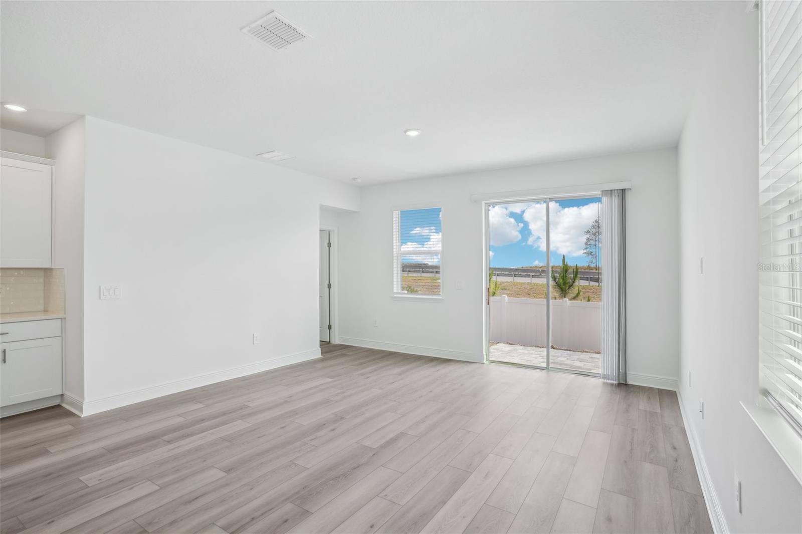 Image 13 of 38 For 1801 Archer Drive