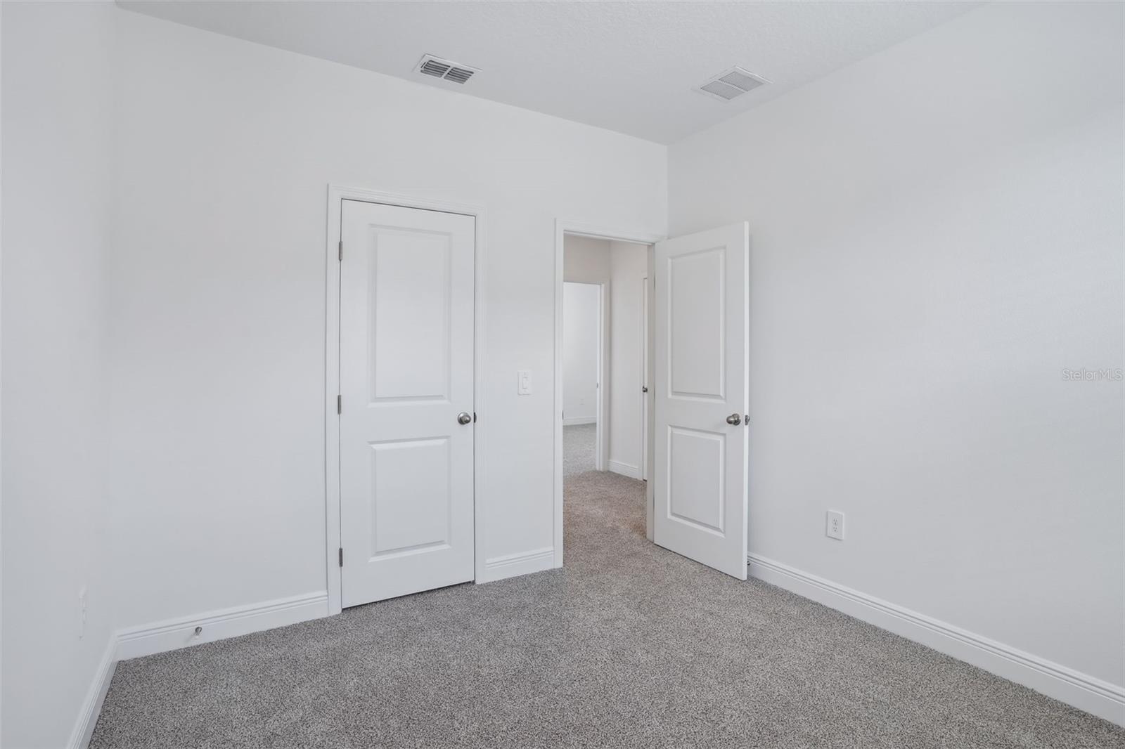 Image 27 of 38 For 1801 Archer Drive