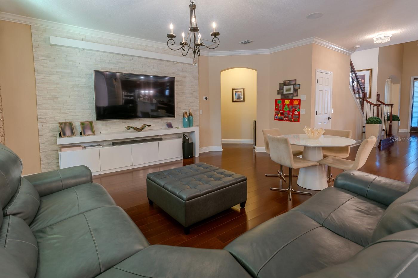 Image 28 of 97 For 2347 Kelbrook Court