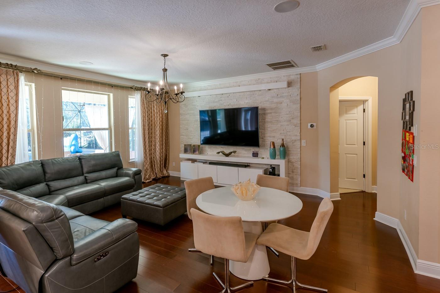 Image 29 of 97 For 2347 Kelbrook Court