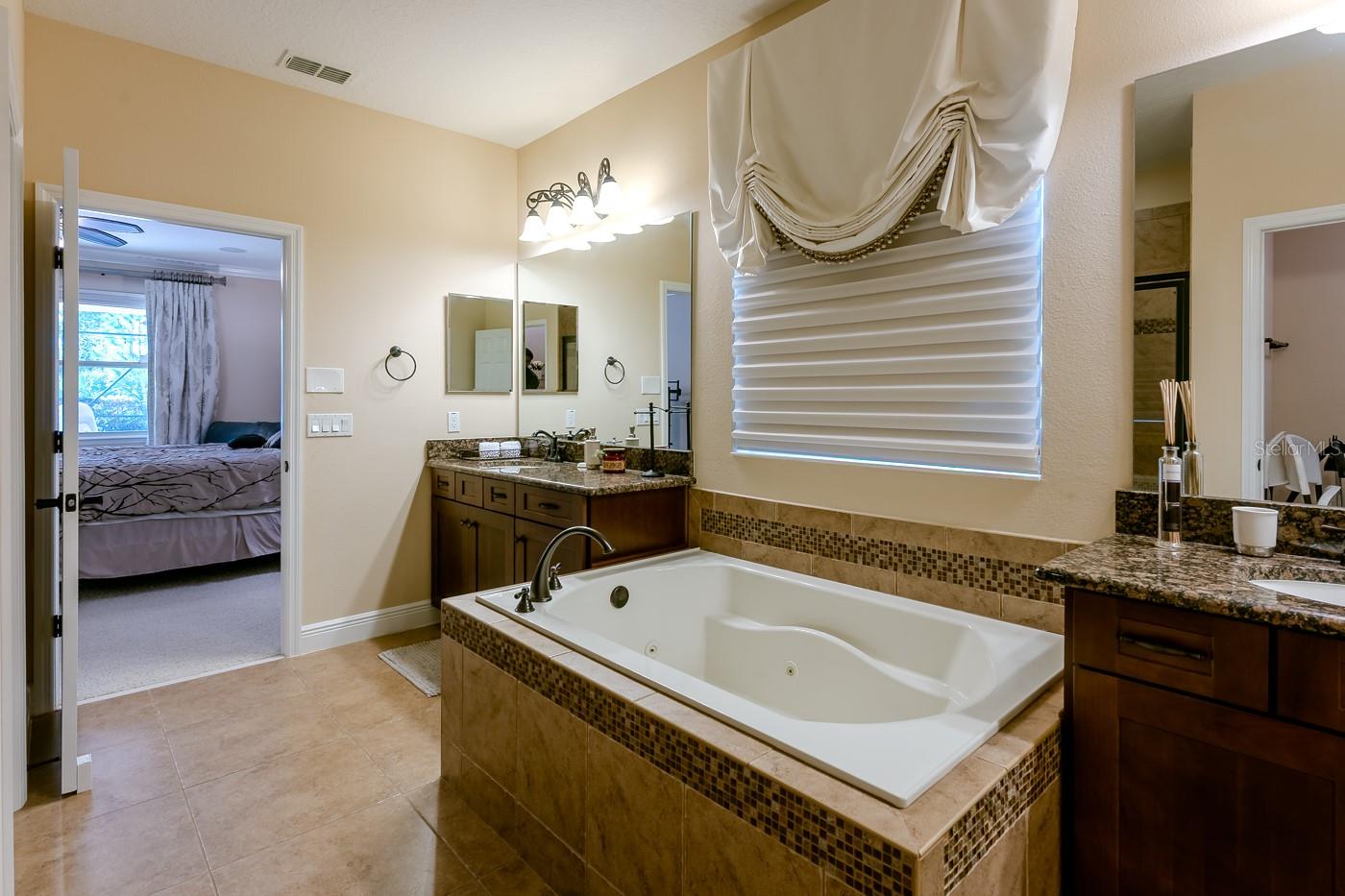 Image 39 of 97 For 2347 Kelbrook Court
