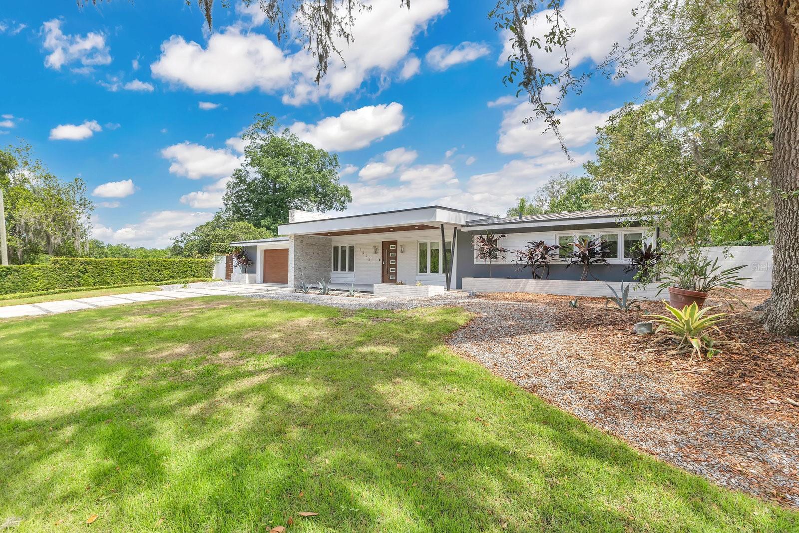 Image 2 of 66 For 2525 Venetian Way