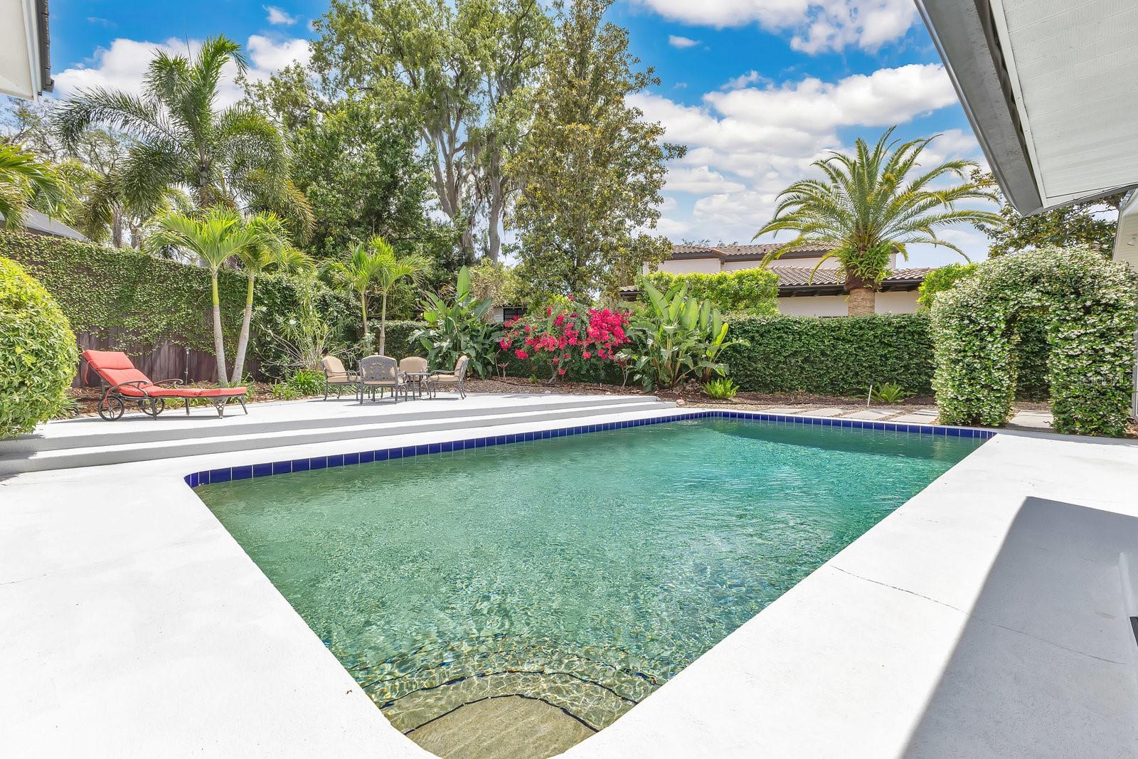 Image 47 of 66 For 2525 Venetian Way