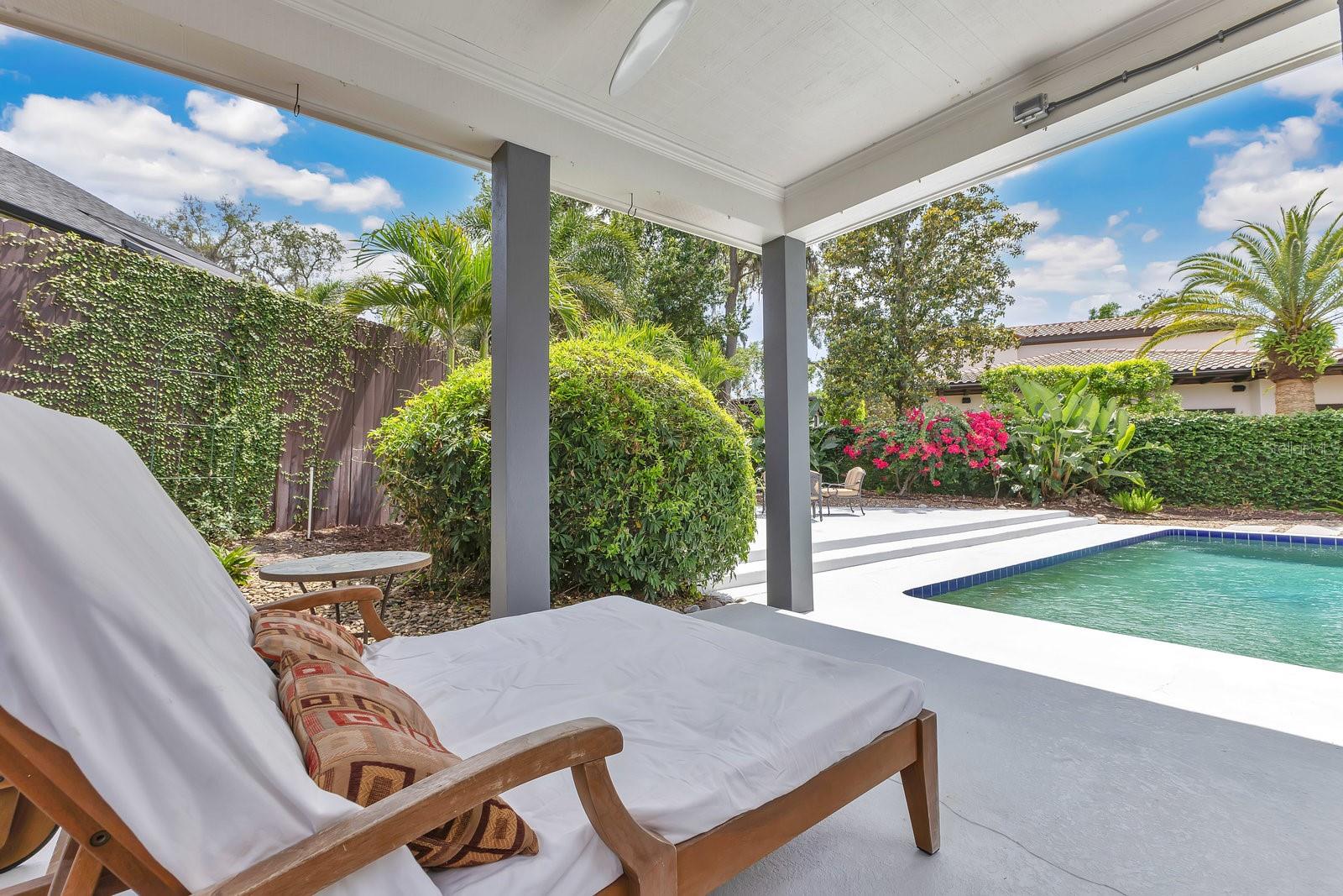 Image 49 of 66 For 2525 Venetian Way