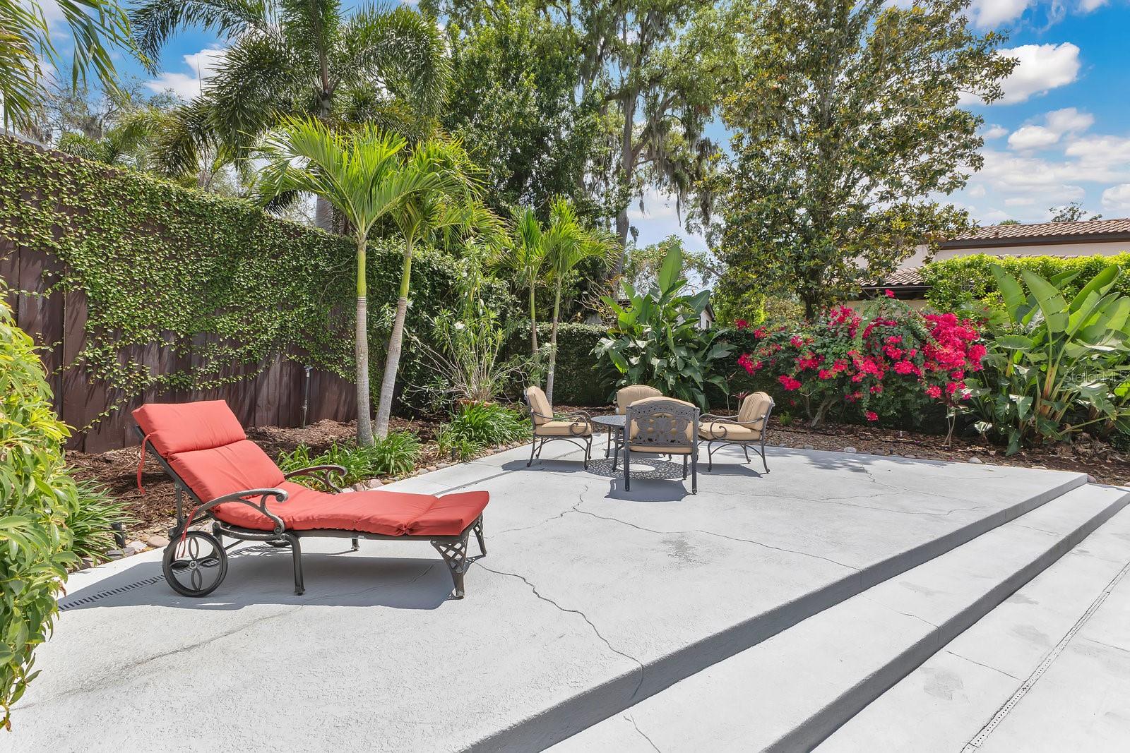 Image 51 of 66 For 2525 Venetian Way