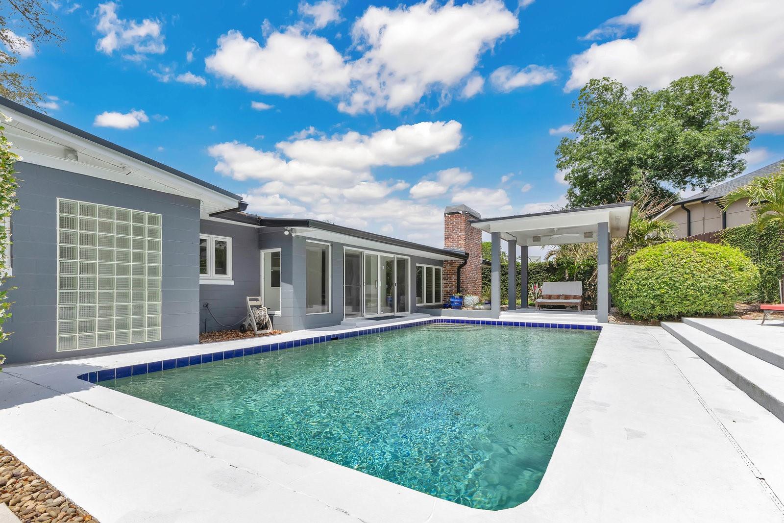 Image 54 of 66 For 2525 Venetian Way
