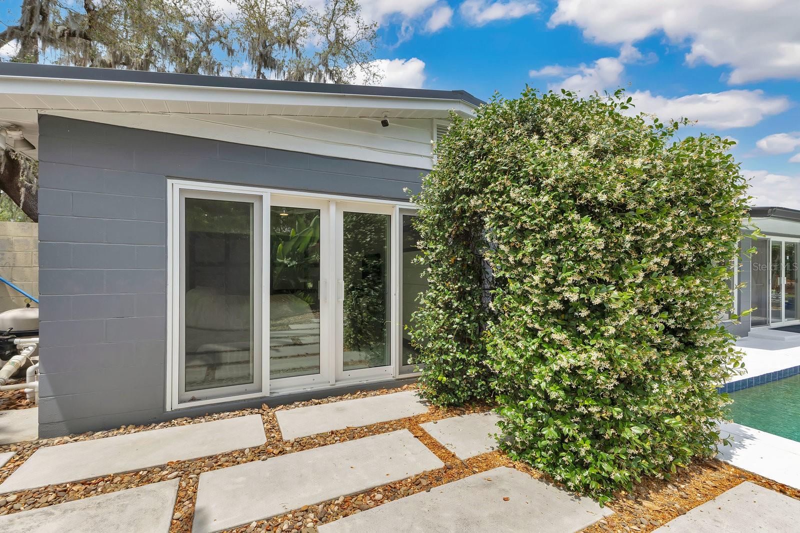 Image 61 of 66 For 2525 Venetian Way