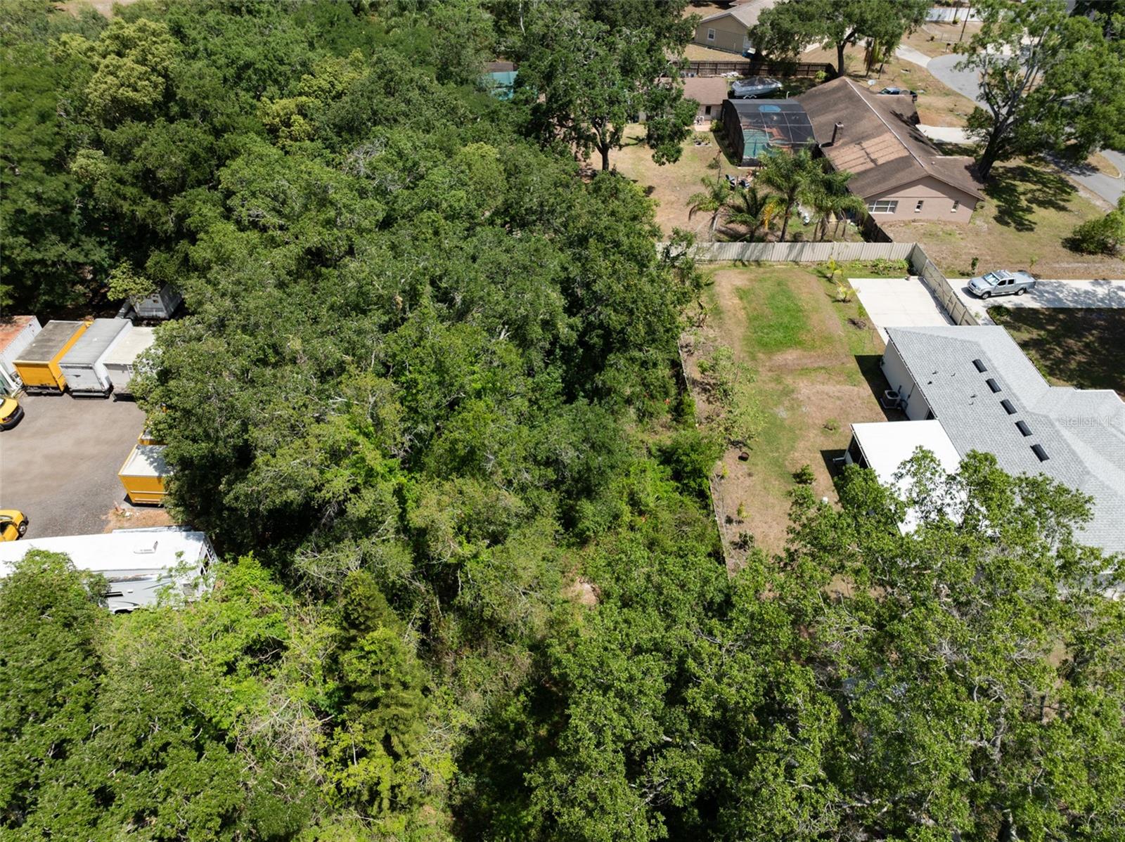 Image 3 of 9 For 9422 Waldstrasse Court