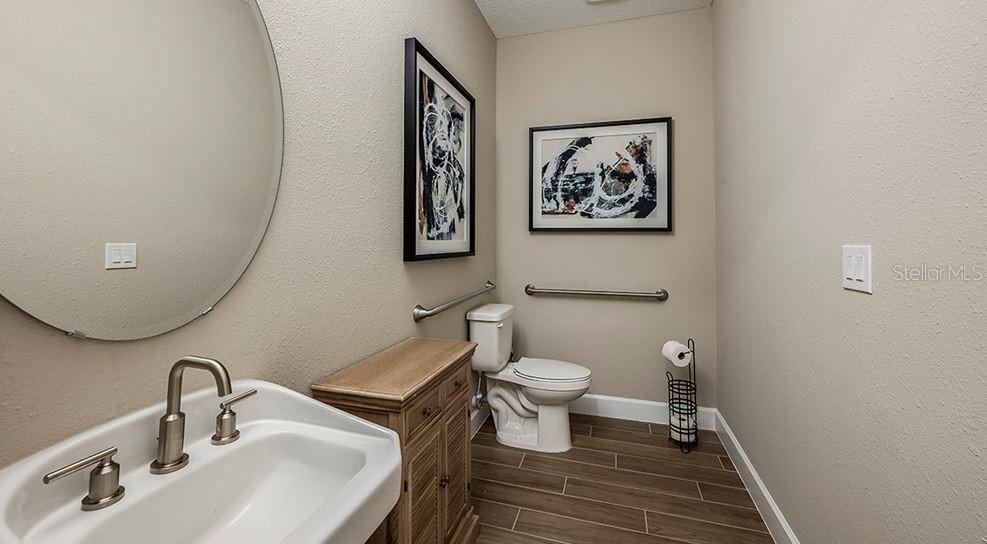 Image 18 of 21 For 857 Junonia Boulevard