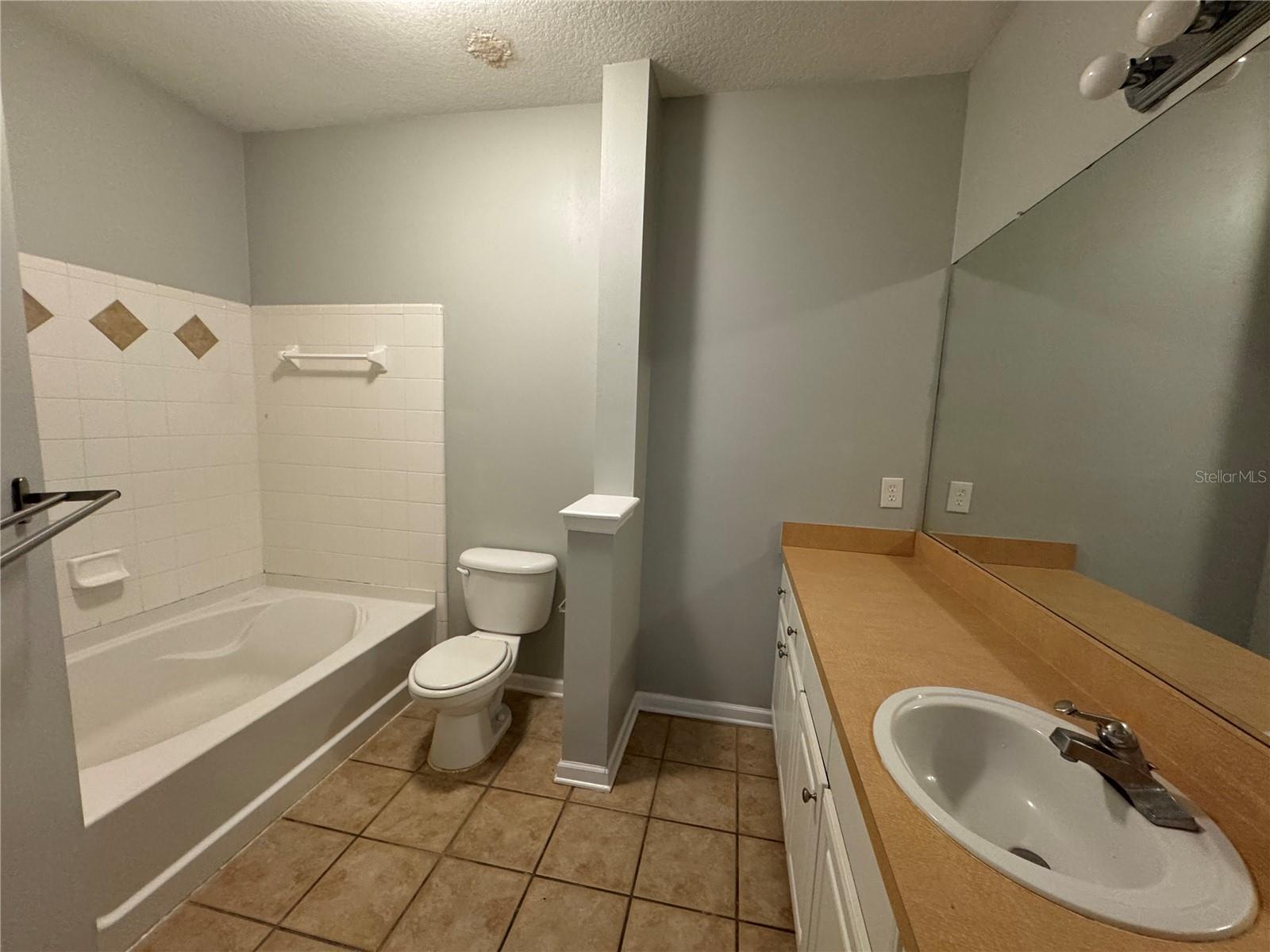 Image 10 of 11 For 12831 Madison Pointe Circle 104