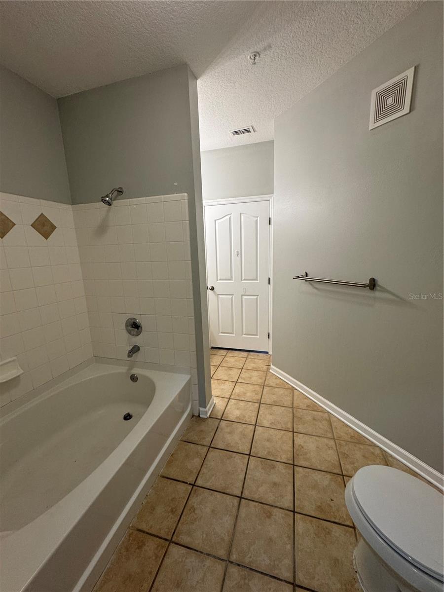 Image 2 of 11 For 12831 Madison Pointe Circle 104