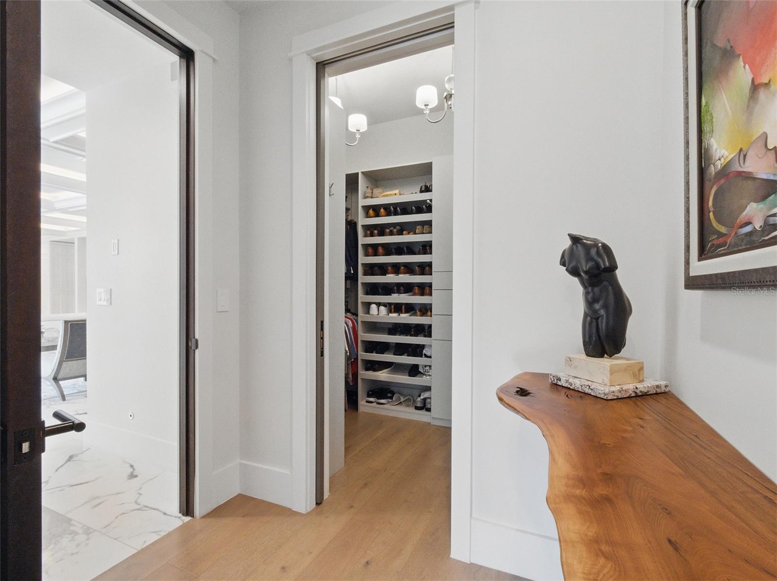Image 46 of 100 For 9364 Thurloe Place