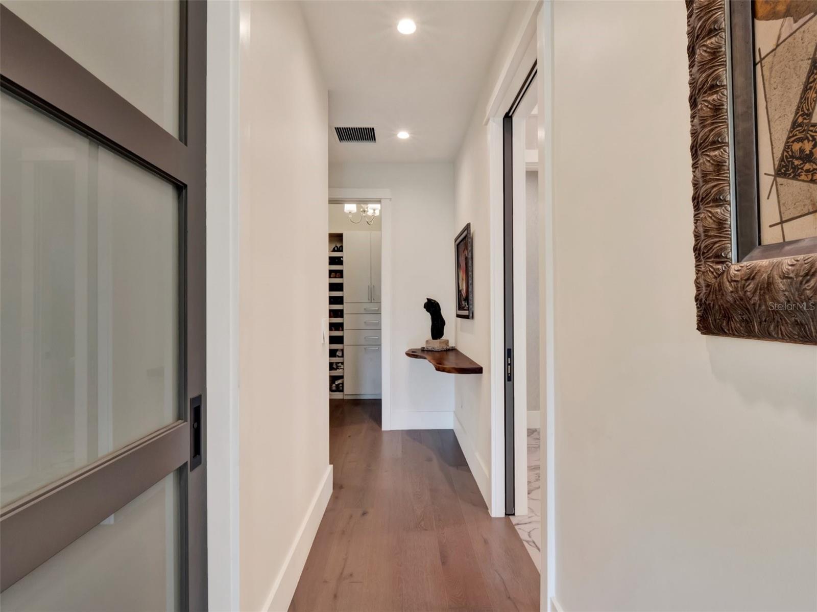 Image 58 of 100 For 9364 Thurloe Place