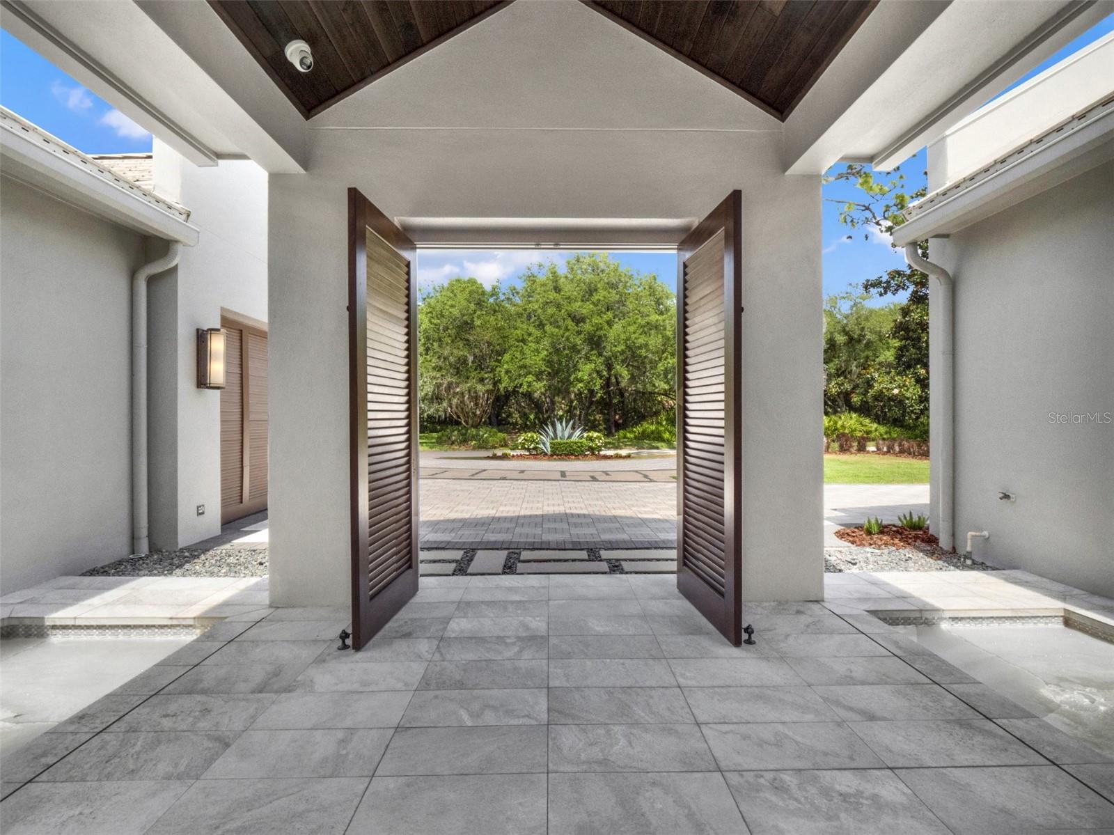 Image 9 of 100 For 9364 Thurloe Place