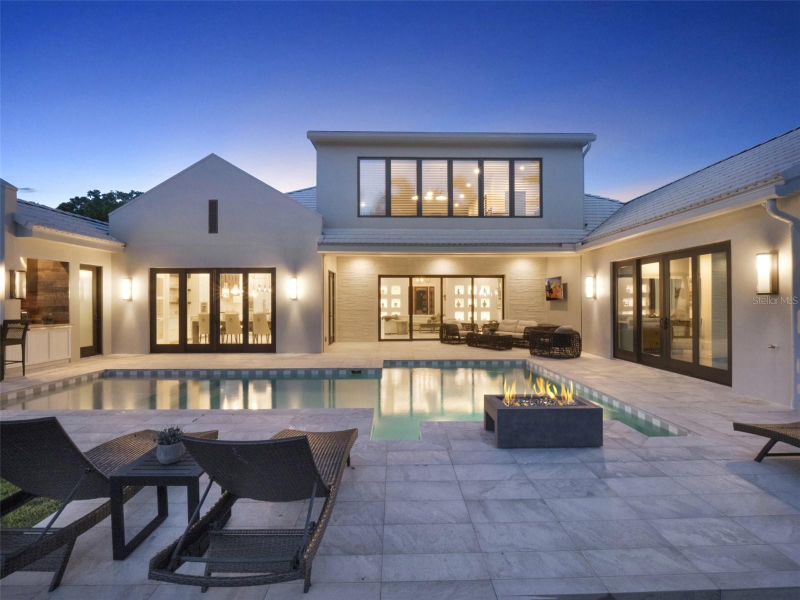 Image 95 of 100 For 9364 Thurloe Place