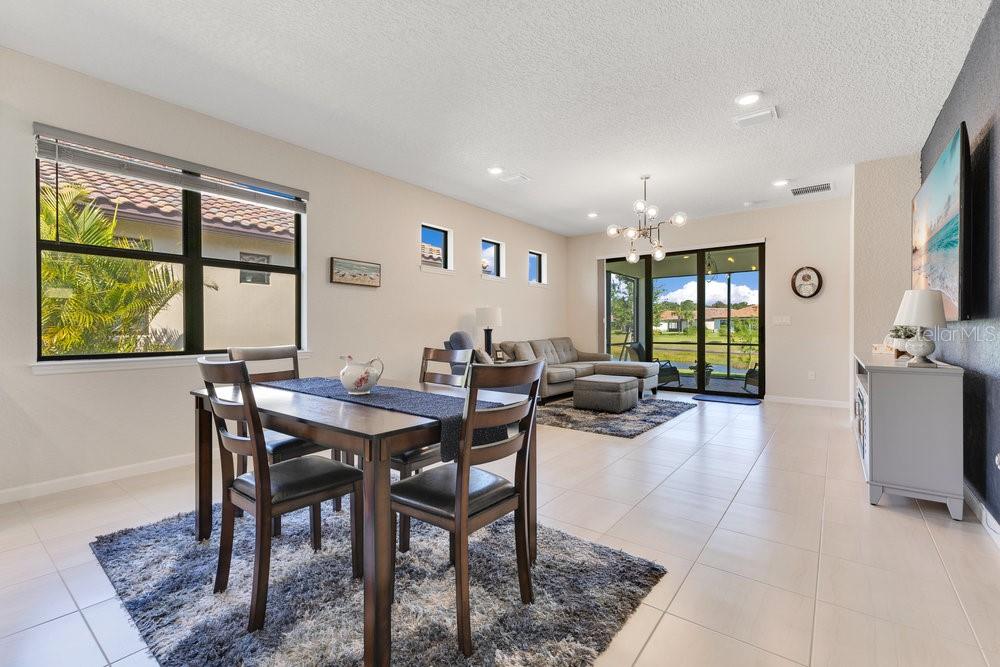 Image 10 of 51 For 4054 Basket Oak Circle