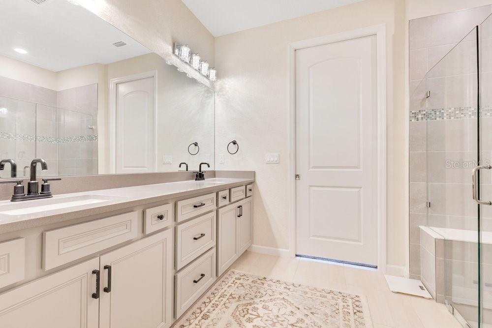 Image 21 of 51 For 4054 Basket Oak Circle