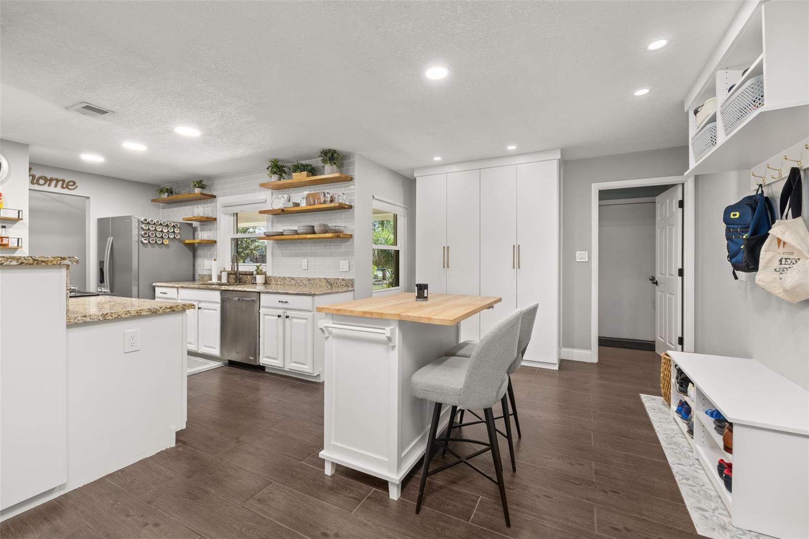 Image 21 of 98 For 694 Tuscora Drive