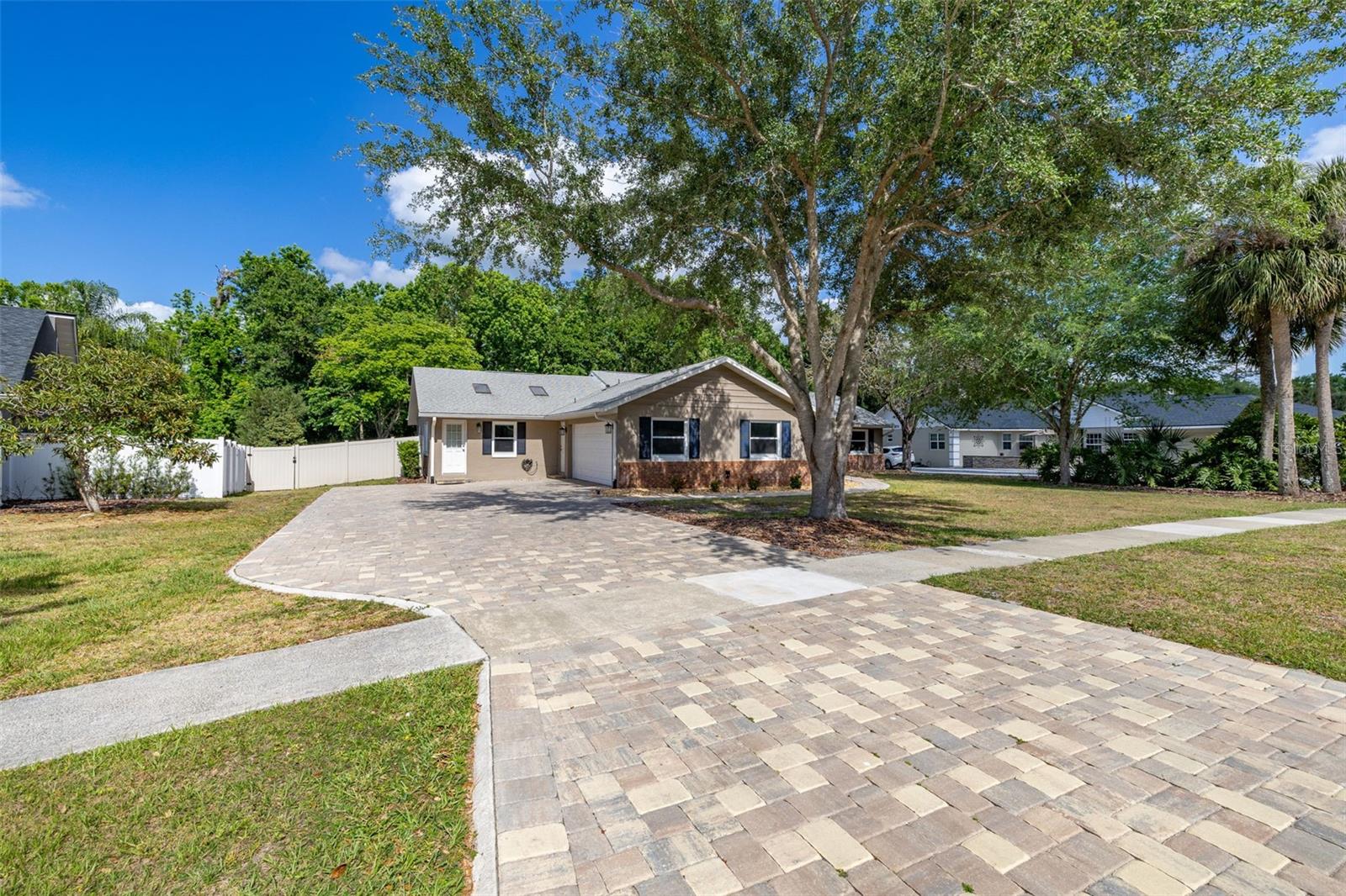 Image 4 of 98 For 694 Tuscora Drive