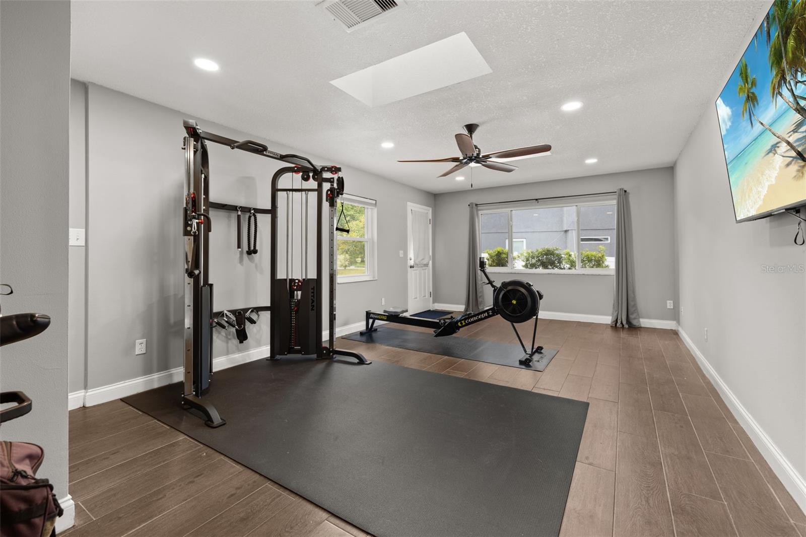 Image 45 of 98 For 694 Tuscora Drive