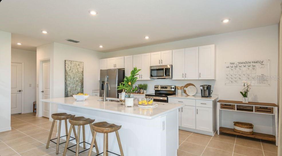 Image 4 of 21 For 4718 Yellow Elder Way