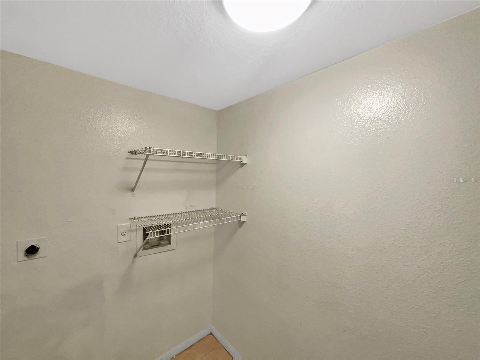 Image 13 of 28 For 9481 Highland Oak Drive 609