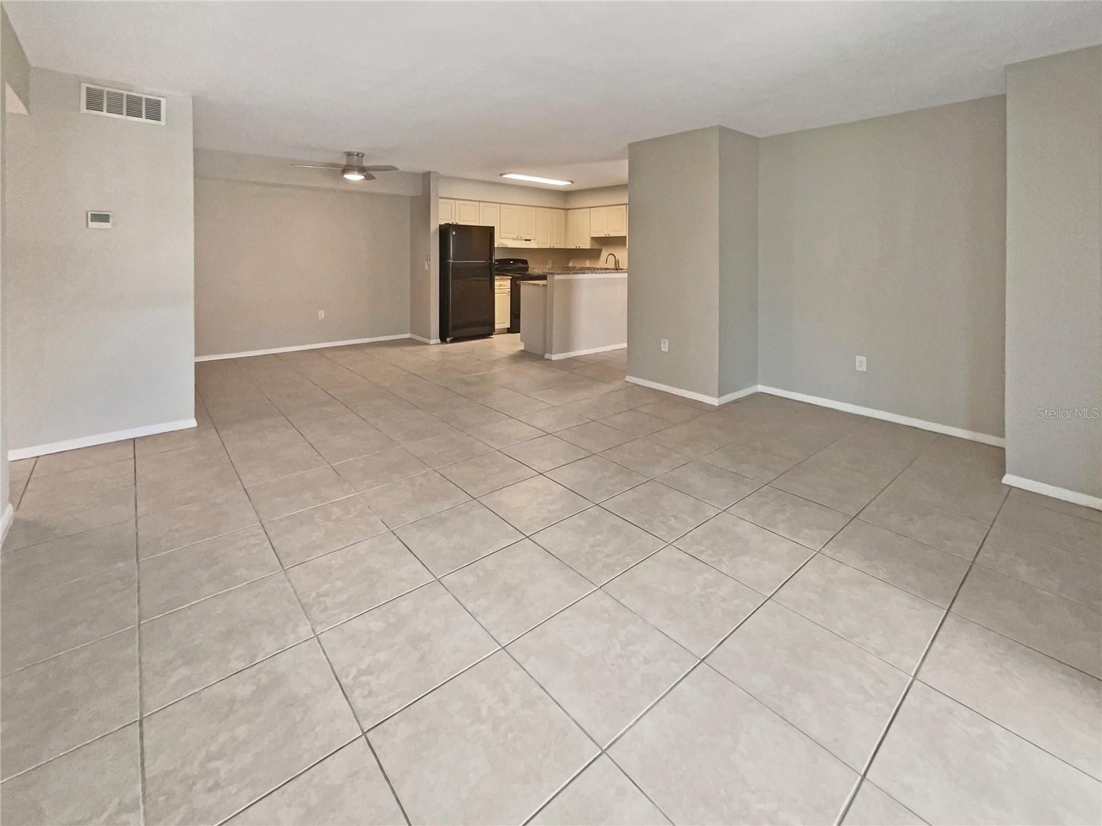 Image 16 of 28 For 9481 Highland Oak Drive 609
