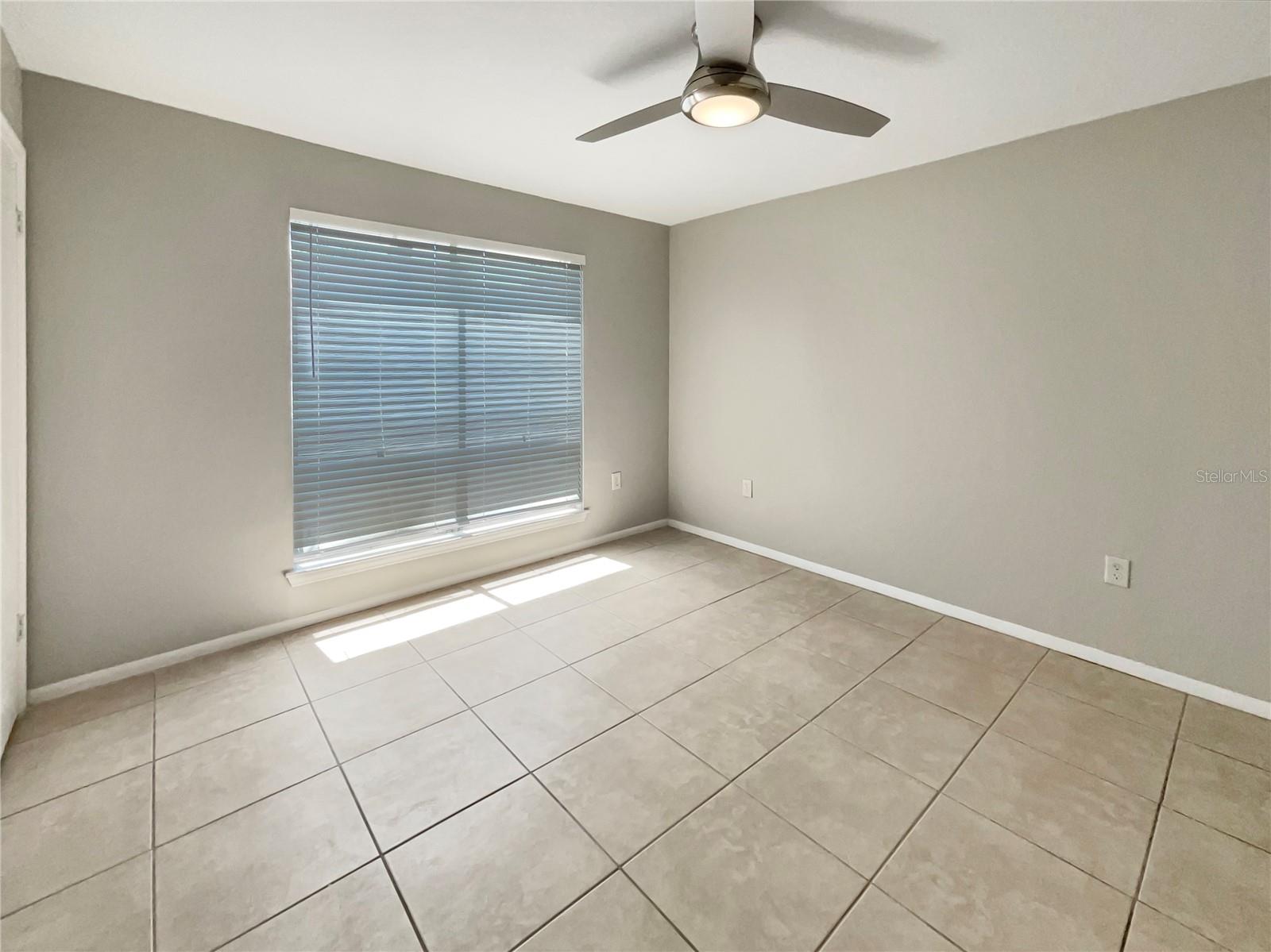 Image 20 of 28 For 9481 Highland Oak Drive 609