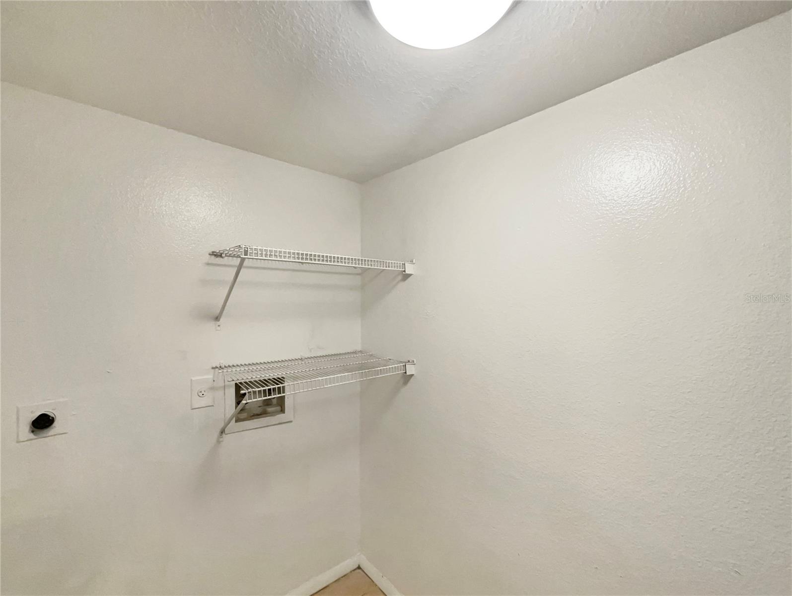 Image 22 of 28 For 9481 Highland Oak Drive 609