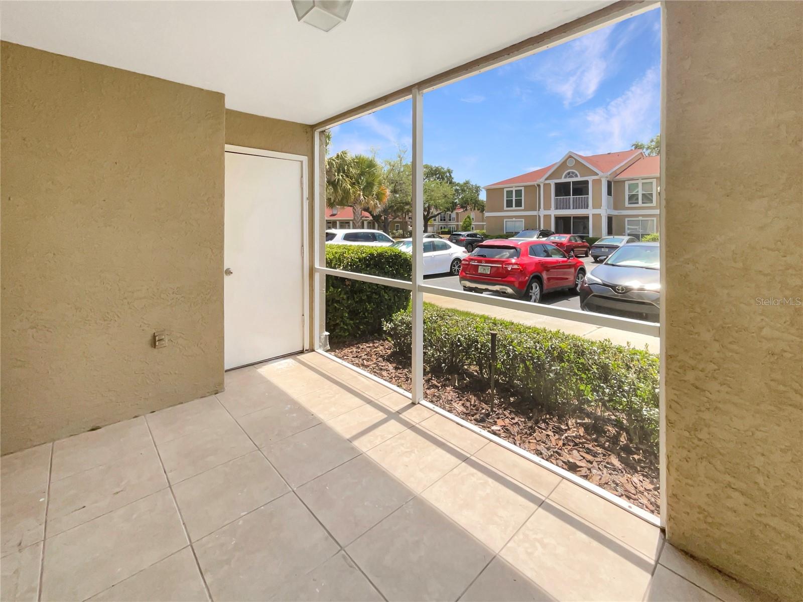 Image 27 of 28 For 9481 Highland Oak Drive 609