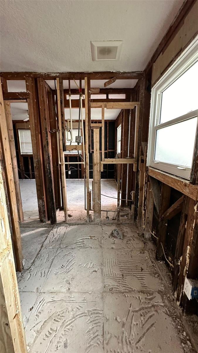 Image 9 of 14 For 3141 Irving Street