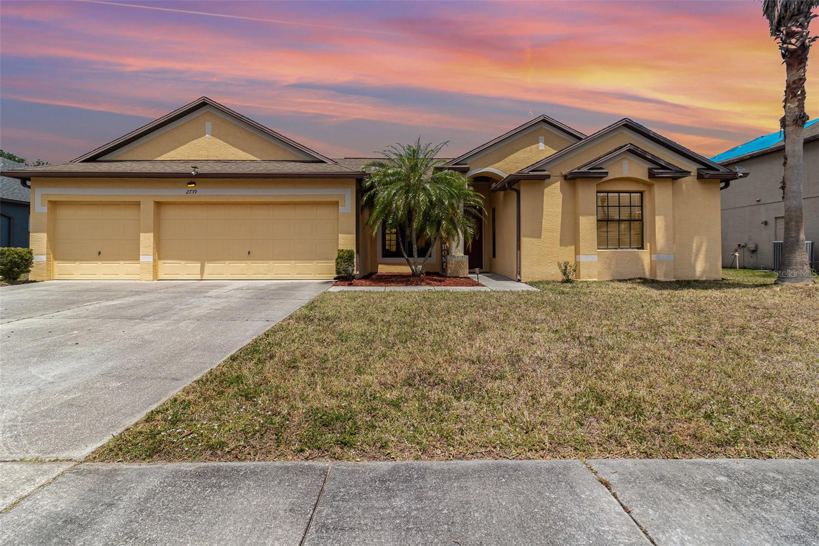 Image 23 of 36 For 2739 Village Pine Terrace