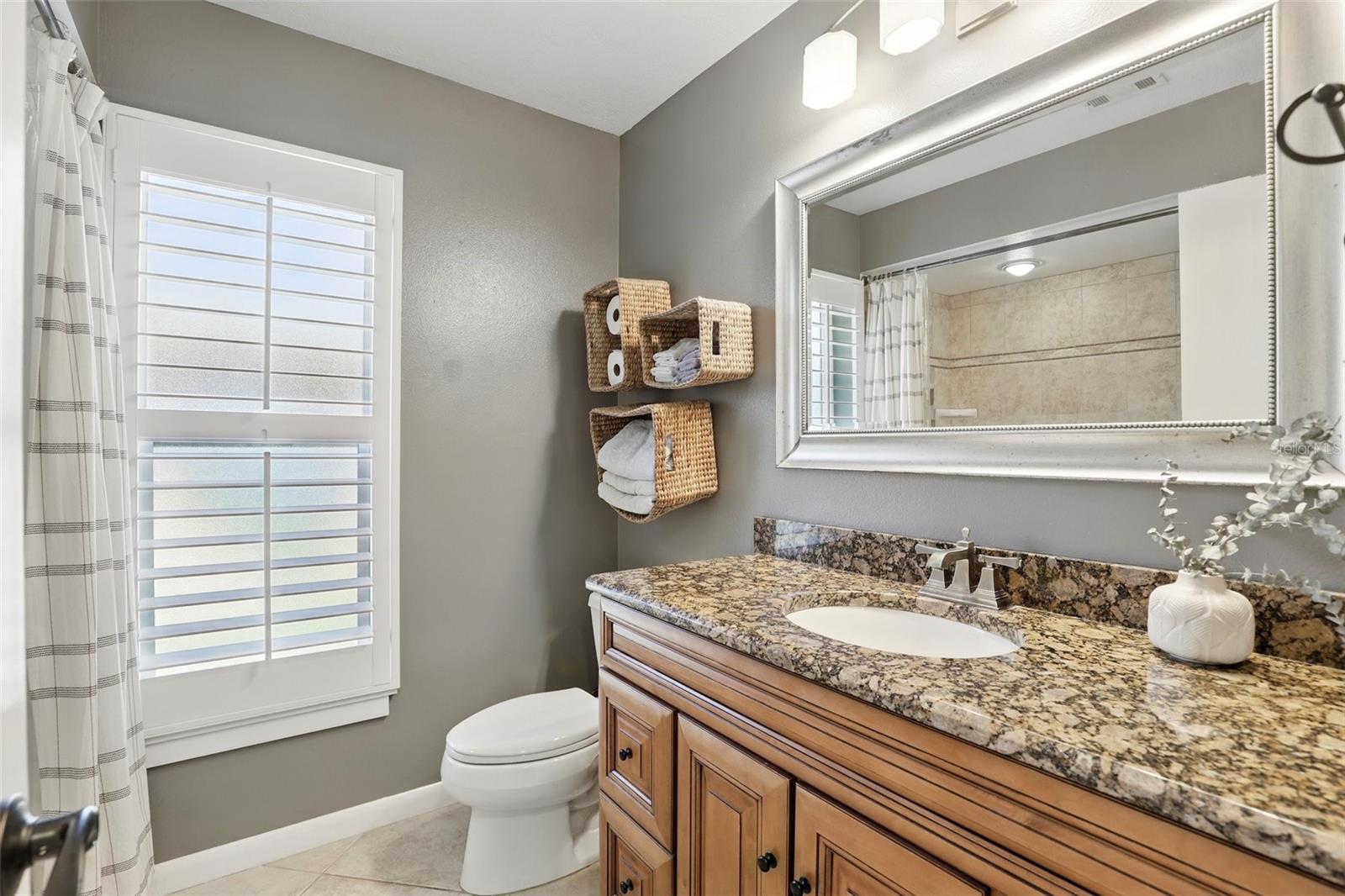 Image 28 of 41 For 1129 Golfside Drive